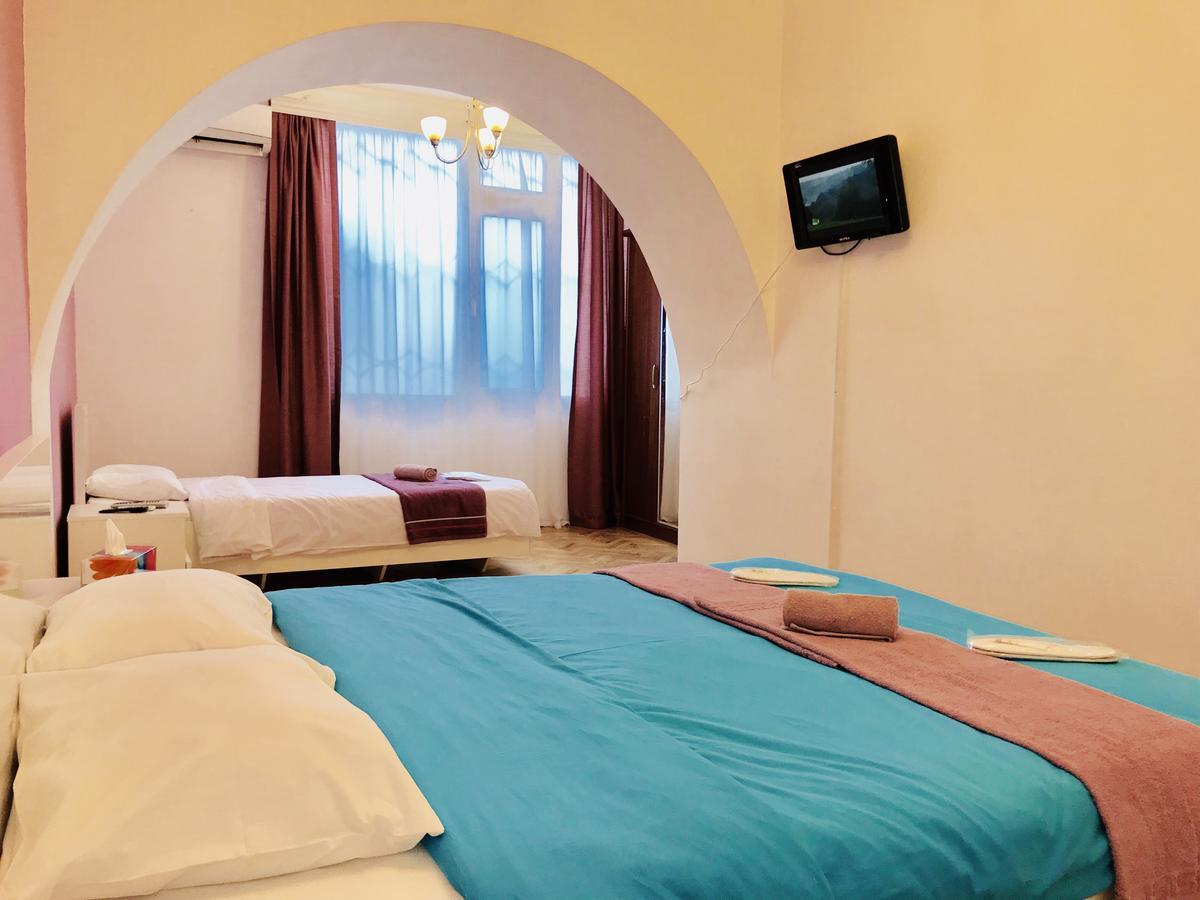 Check-In Apartment Near Fountain Square Vidadi Str 바쿠 외부 사진