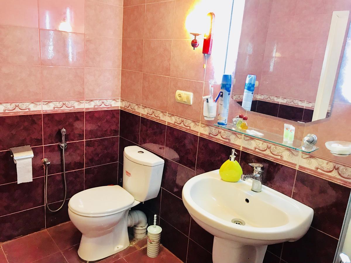 Check-In Apartment Near Fountain Square Vidadi Str 바쿠 외부 사진